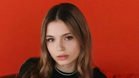 EmilySkout's Sex ChatRoom