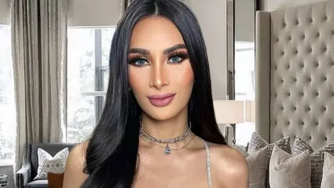KylieVegah's Sex ChatRoom