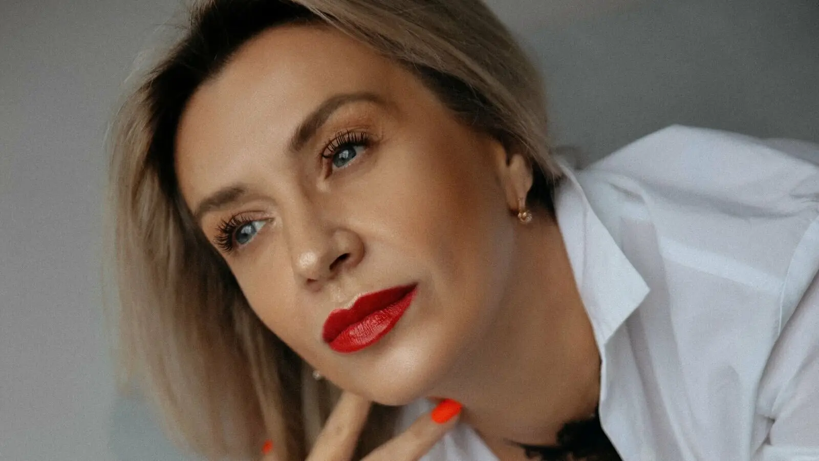 SandraAlissa's Sex ChatRoom